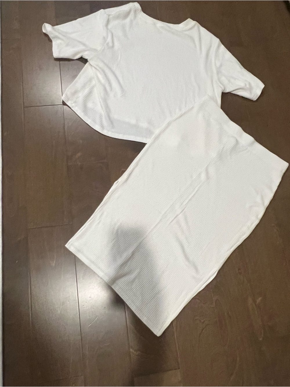 Women’s White Ribbed Two-Piece Skirt Set — Casual Crop Top & Midi Skirt